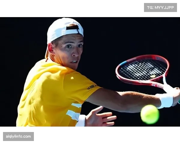 训练师视角:解析一次成功的底线突破传中所需的核心力量与步伐